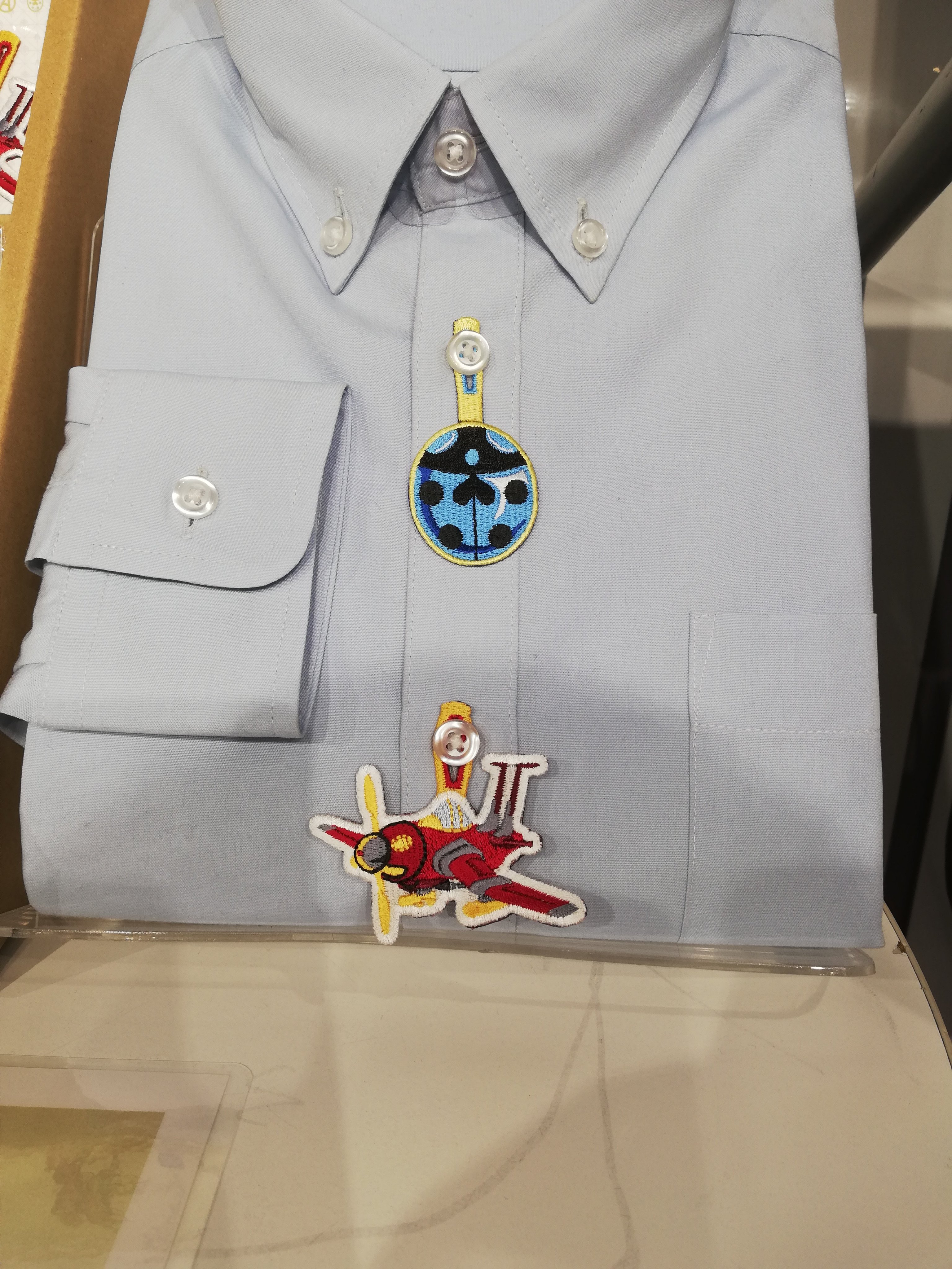 ジョジョの奇妙な冒険　黄金の風　ボタンフック　刺繍アクセサリー ジョジョの奇妙な冒険 黄金の風 ボタンフック 刺繍アクセサリー この