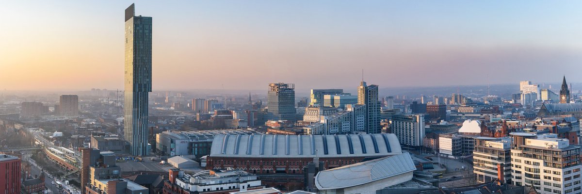 NGBaileyUK's tweet photo. We've a number of exciting long term projects starting in the North West and we're looking for talented M&amp;E workers, especially electricians, pipe fitters and plumbers, to join our award winning team. Find out more here... https://t.co/mq6qnfCzQb https://t.co/sZ4zO4yIlr