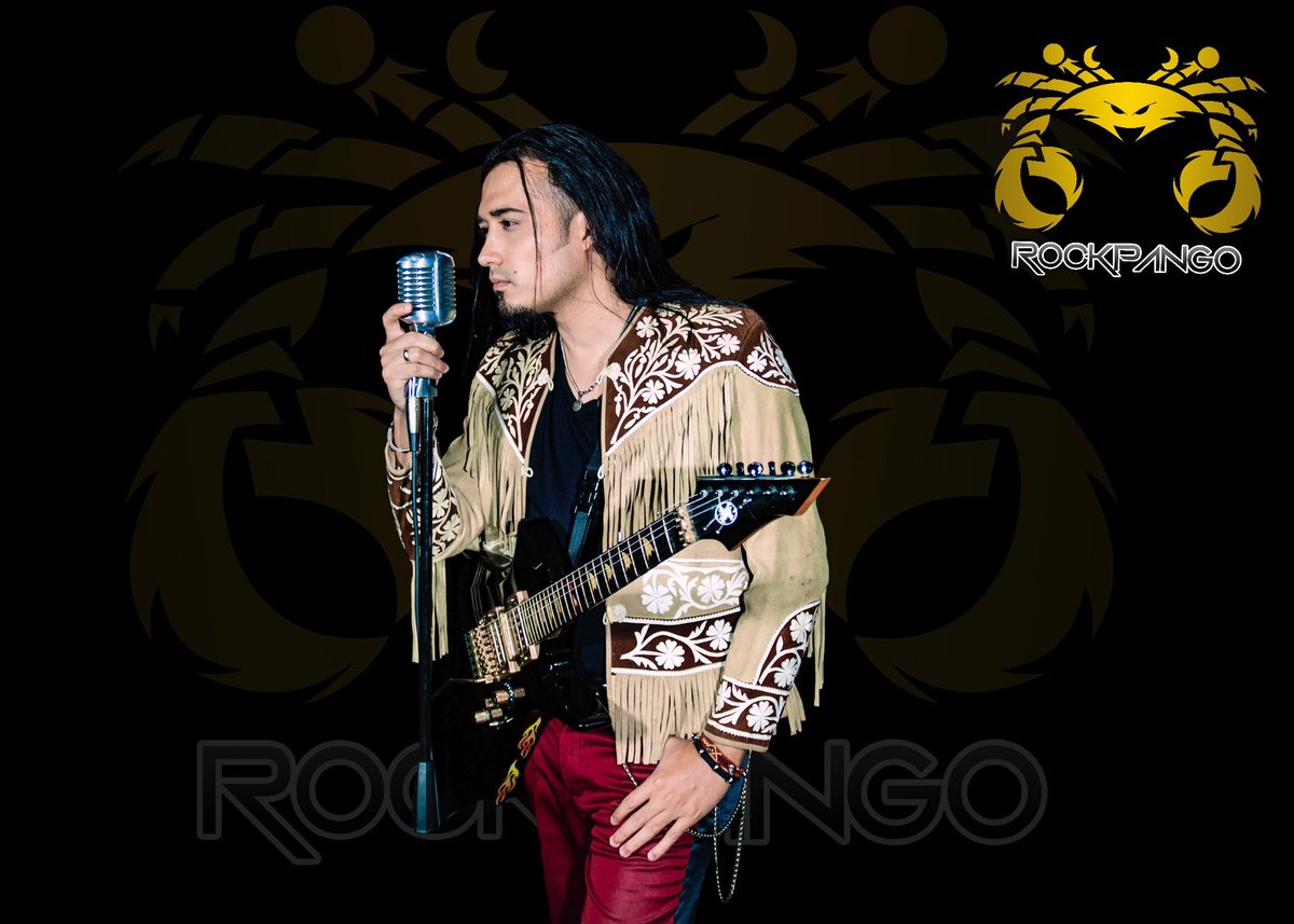 ROCKPANGO's tweet photo. AL 🎤🎸 

#rockpango 🤟😎 @rockpango 👍 
@rocksteco #rocksteco 👍

#musically #music #rock #mexico #guitar #electricguitar #lickrocksteco #sonidorocksteco #musica #axlguitars #shure55 #concert #folklore #photographer #photography #photo #rockband #singer https://t.co/hxzgI3ZQ2B