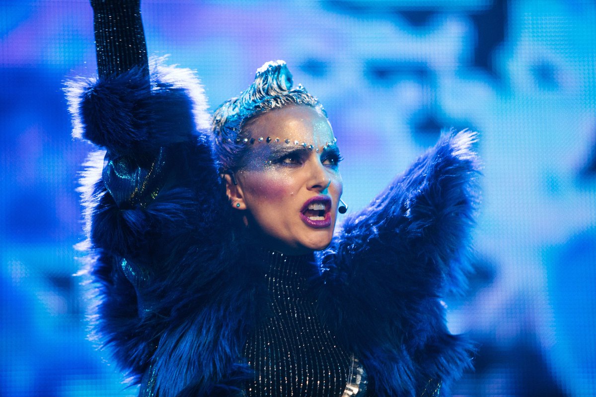 CurzonFilm's tweet image. You want a show? She'll give you a show.

Featuring a dynamite performance from Natalie Portman, we'll be releasing Brady Corbet's "power-pop epic" (CineVue) #VoxLux next year. 

Prepare to be wowed.