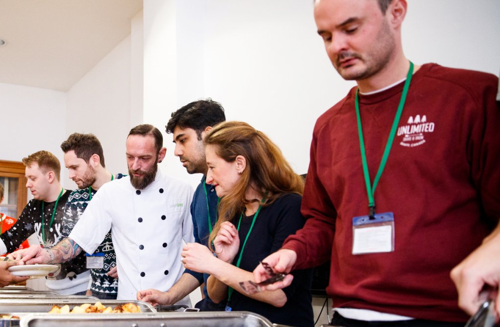 Today our team are working with <a href="/TransformUK_/">TransformUK</a> <a href="/thetabcentre/">shoreditchtabchurch</a> to provide a Christmas meal for 150 homeless guests in Shoreditch, as well as haircuts with the expert help of <a href="/BarberBarberuk/">BarberBarberUK💈</a> and <a href="/toniandguyworld/">TONI&GUY</a>