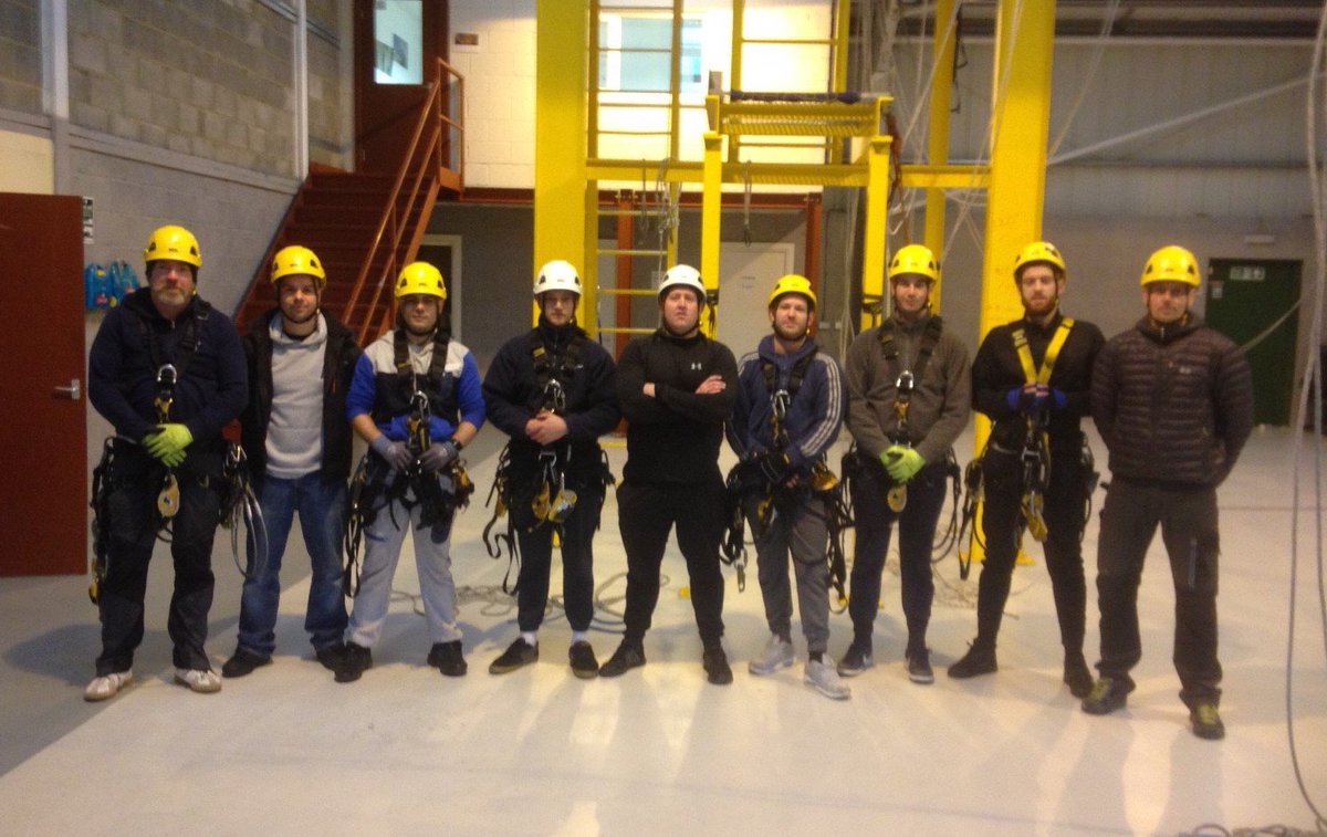 RUTrainingUK's tweet photo. Congratulations to all the IRATA Course trainees that passed today! #irata #ropeaccess #ropeaccesstraining #ropeaccesscourse https://t.co/far4rRGASM
