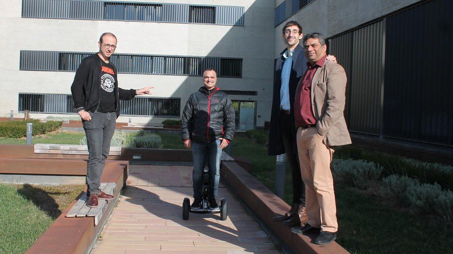 creatinglearnin's tweet photo. Un guía turísitico muy especial. #IA #InteligenciaArtificial

https://t.co/u6HYpdD48n vía @abccordoba https://t.co/HtkSM5nxeH