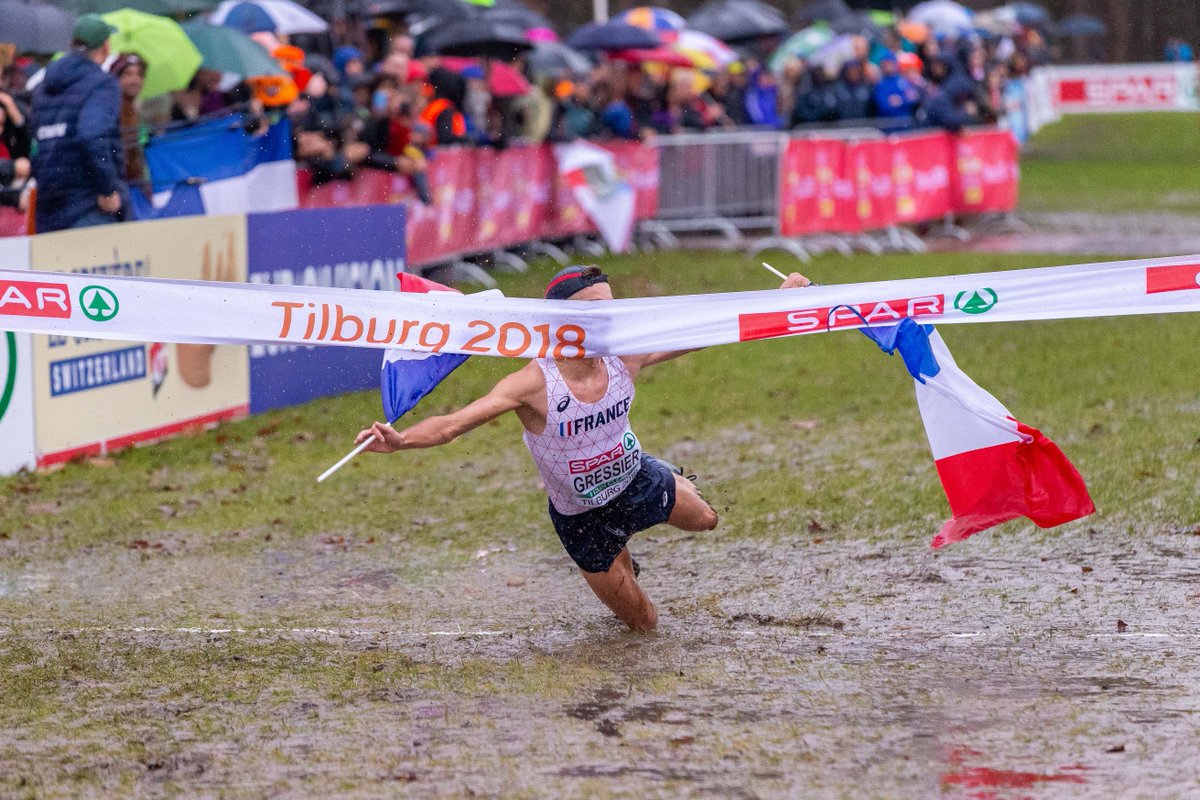 The most discussed finish of the weekend came from Jimmy Gressier. What an fantastic athlete! Check out all photos from the Men U23 race on our facebookpage! #Tilburg2018 #CreatingCrossovers