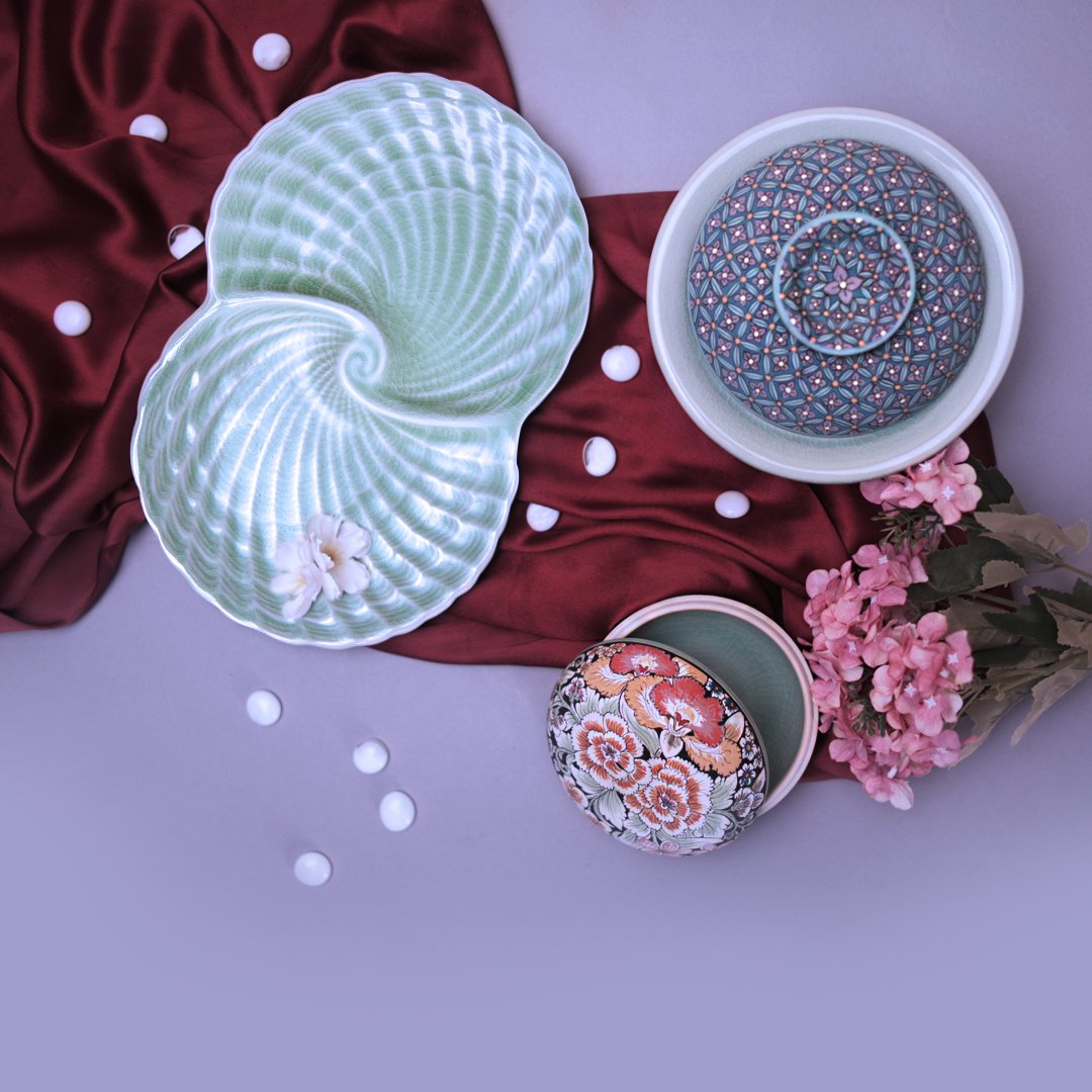 CuroCarte's tweet photo. The year is about to end but wedding season has just begun!
New relationships beings built, new homes being filled.
Add a touch of warmth with gifts from CuroCarte this season. Handcrafted with delicate care and love.

Shop now: https://t.co/Fuf28OeUA5

#CuroCarte #weddinggifts https://t.co/O37HOFwQHv