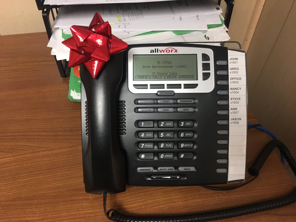 michaellgoodwin's tweet photo. It’s beginning to look a lot like Christmas #decoratingOffice https://t.co/oyOVySSxuq