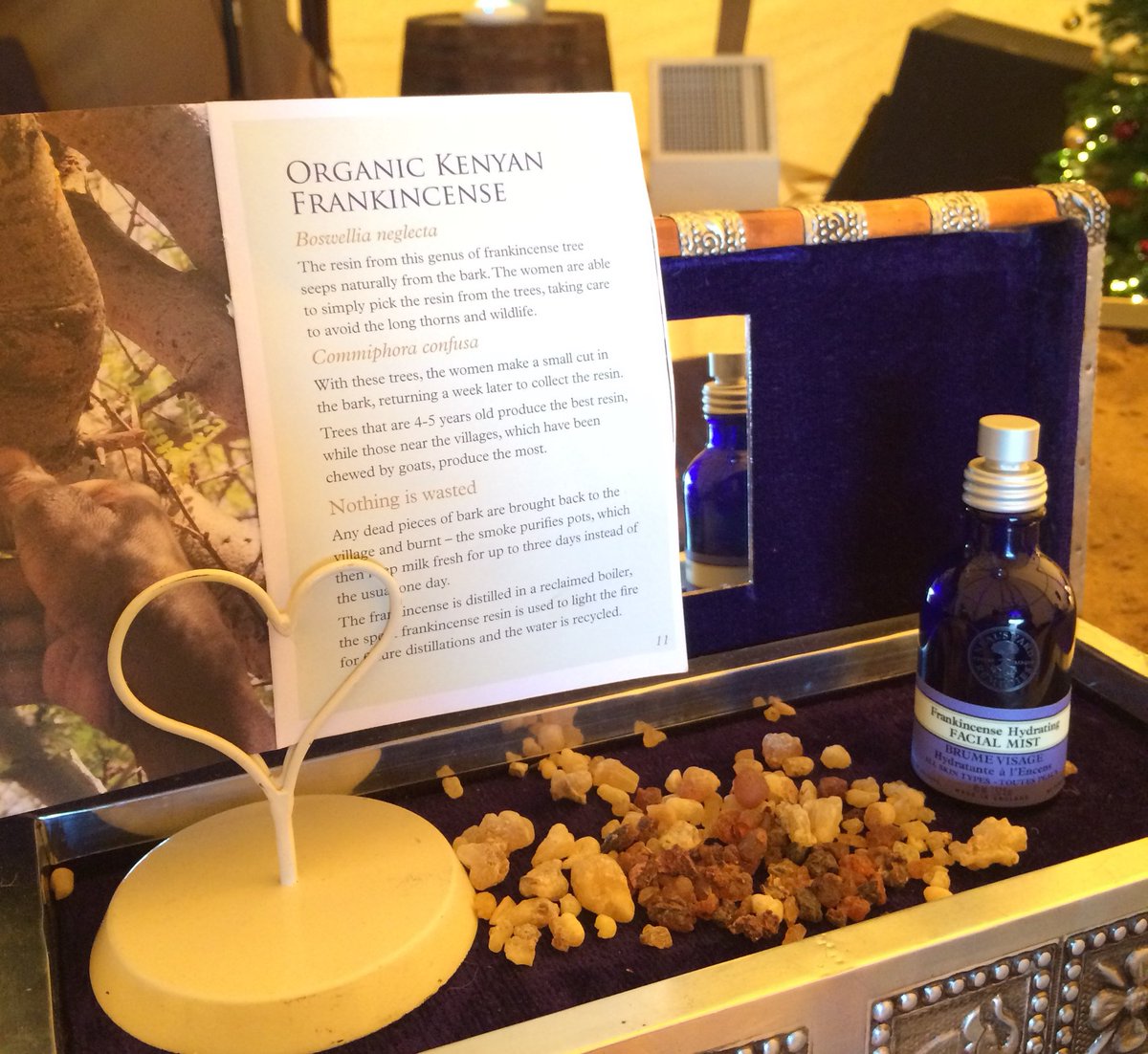 Create your own Christmas fragrance TOMORROW at 1pm with Neal's Yard Remedies in our Tipi!  Tickets are only £10 and include a mulled wine! You can also take home any products you make on the day🍷✨Booking essential, contact Louise on 07901942173 to book! #NEfollowers #Newcastle