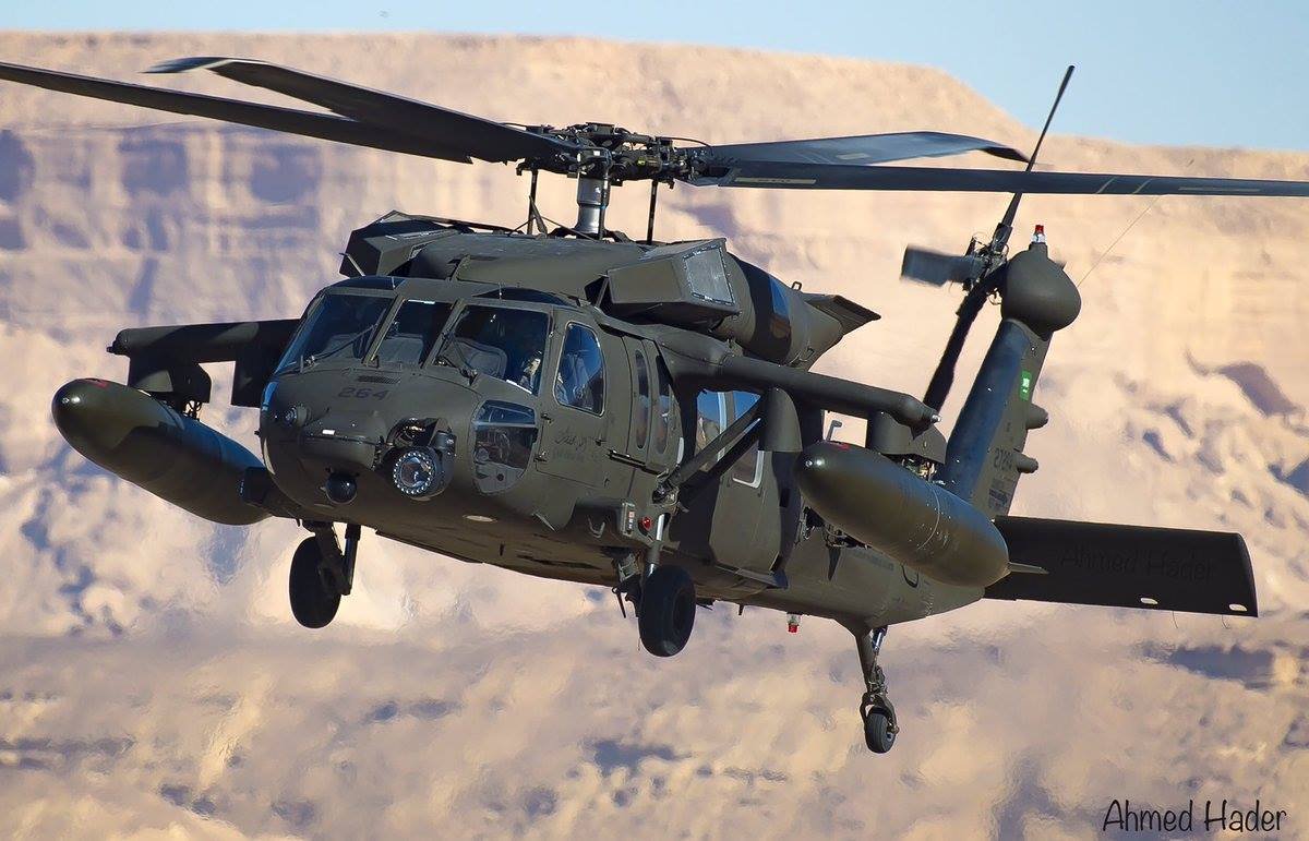 عقد لصالح شركة Sikorsky لتوفير قطع غيار وتجهيزات لمروحيات UH-60M black hawk السعوديه Du8Lp2KWoAAEh5T