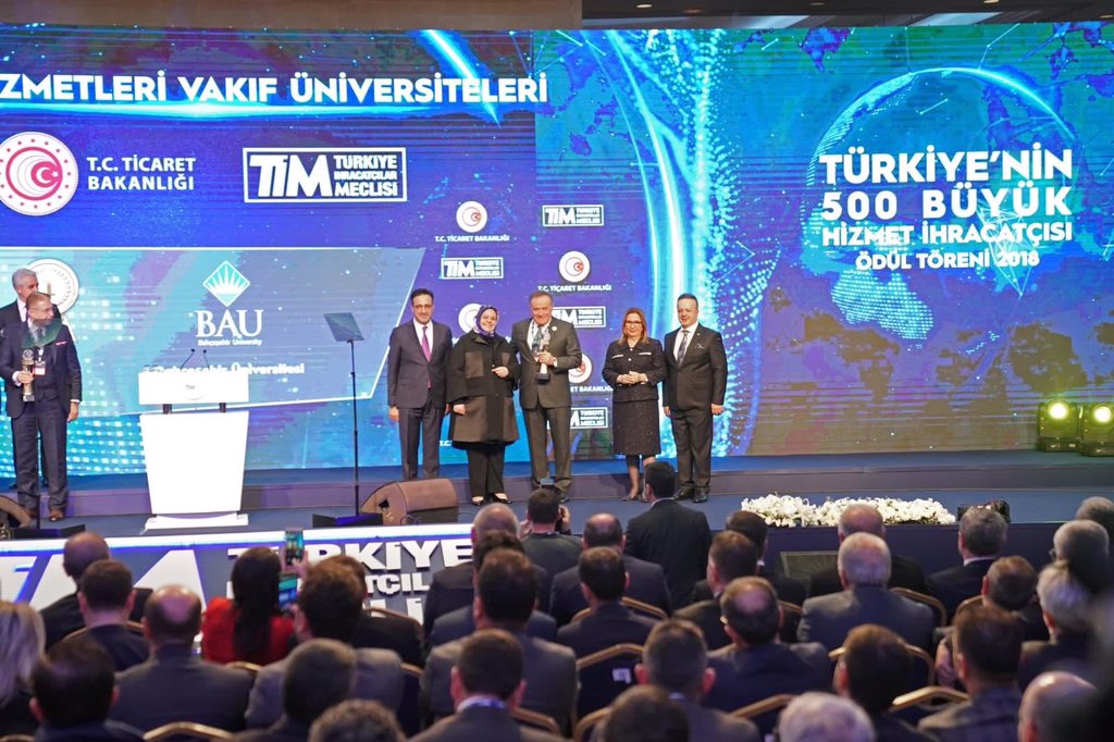 BAUSEMantalya's tweet photo. Türkiye’nin 500 Büyük Hizmet İhracatçısı 2018 ödül töreninde “Eğitim” kategorisinde üçüncü kez birincilik ödülü Bahçeşehir Üniversitesinin! #DünyamarkasıBAU @EnverYucel @Bahcesehir https://t.co/zwjYSmBt93