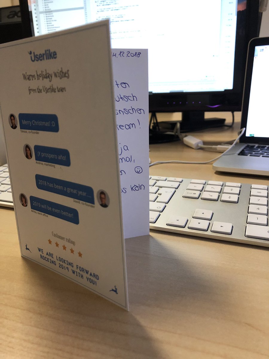 N_Crehl's tweet photo. Danke Liebe @taminast &amp; @userlike für die tolle Weihnachtspost 🎄☃️🎅🏼 Ich wünsche dir (euch) natürlich auch ein schönes Fest und einen guten Rutsch ins neue Jahr. Beste Grüße von Berlin nach Köln. #Weihnachtskarte #warmwishes #christmastime #Customerservice https://t.co/SDAgGjCwi1