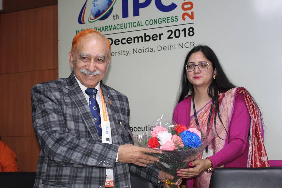 70IPC's tweet photo. Pharma Academia Session 1 was successfully conducted on the topic - How meditation and diet can help one live a longer &amp; healthy life. 
The session was chaired by Prof. S.K.Kulkarni, co-chaired by Mr. P.K Jaggi and Prof. P.C Dandiya joined in as speaker.
#70IPC #Day1
Part 1/3 https://t.co/qe6t7JAmfh