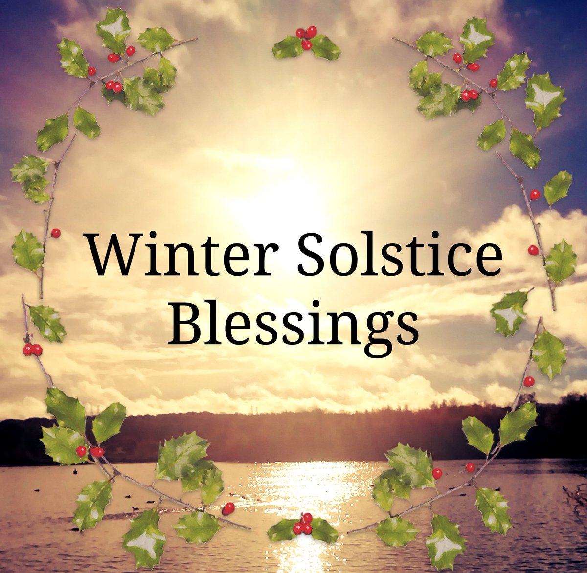 Wishing you all a break from the heavy duties of life, as the light starts to win over the dark once more♥️
#solsticeblessings #WinterSolstice #WinterWitches