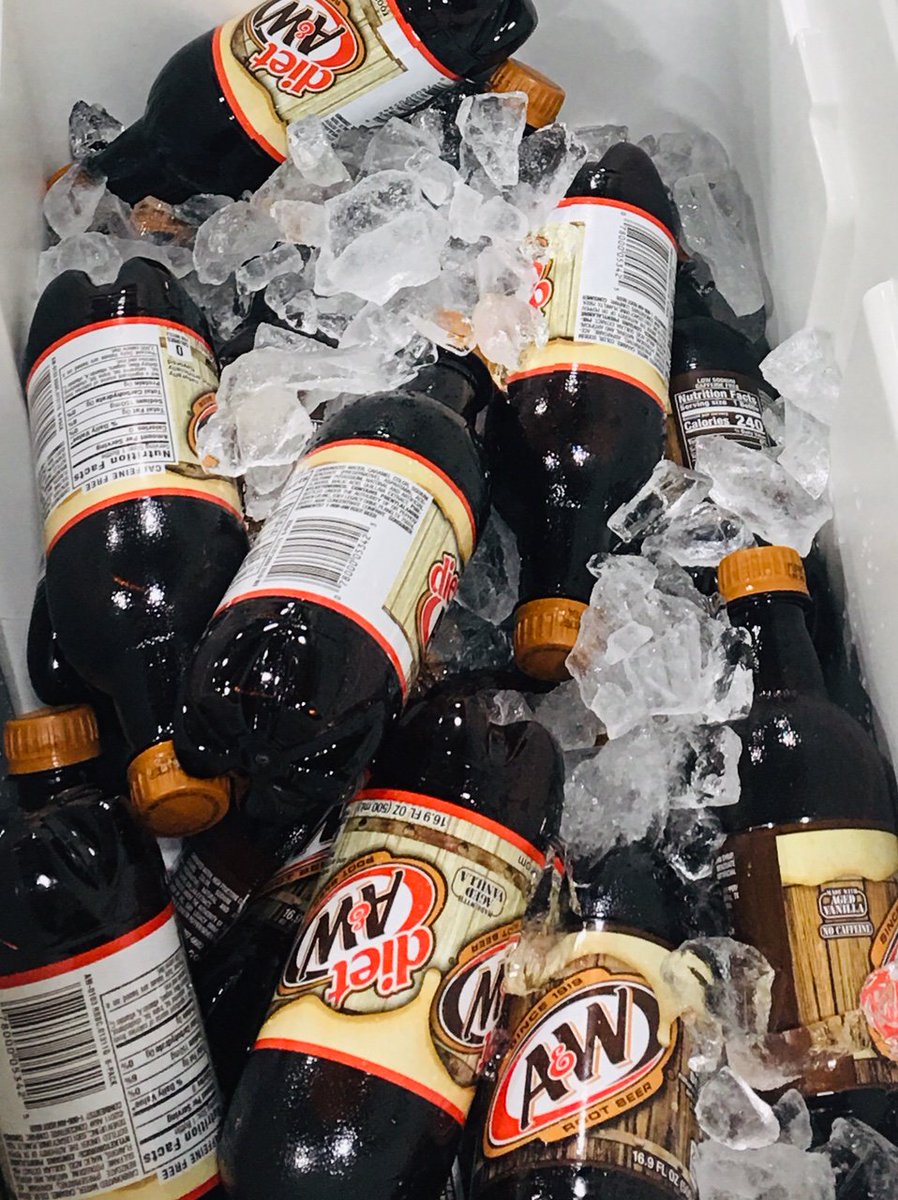 classictran4729's tweet image. Burgers, Brats, Root Beer - amazing Samosas and Safety at Classic this AM! Great way to kick off the holiday weekend! Happy Holidays everyone!