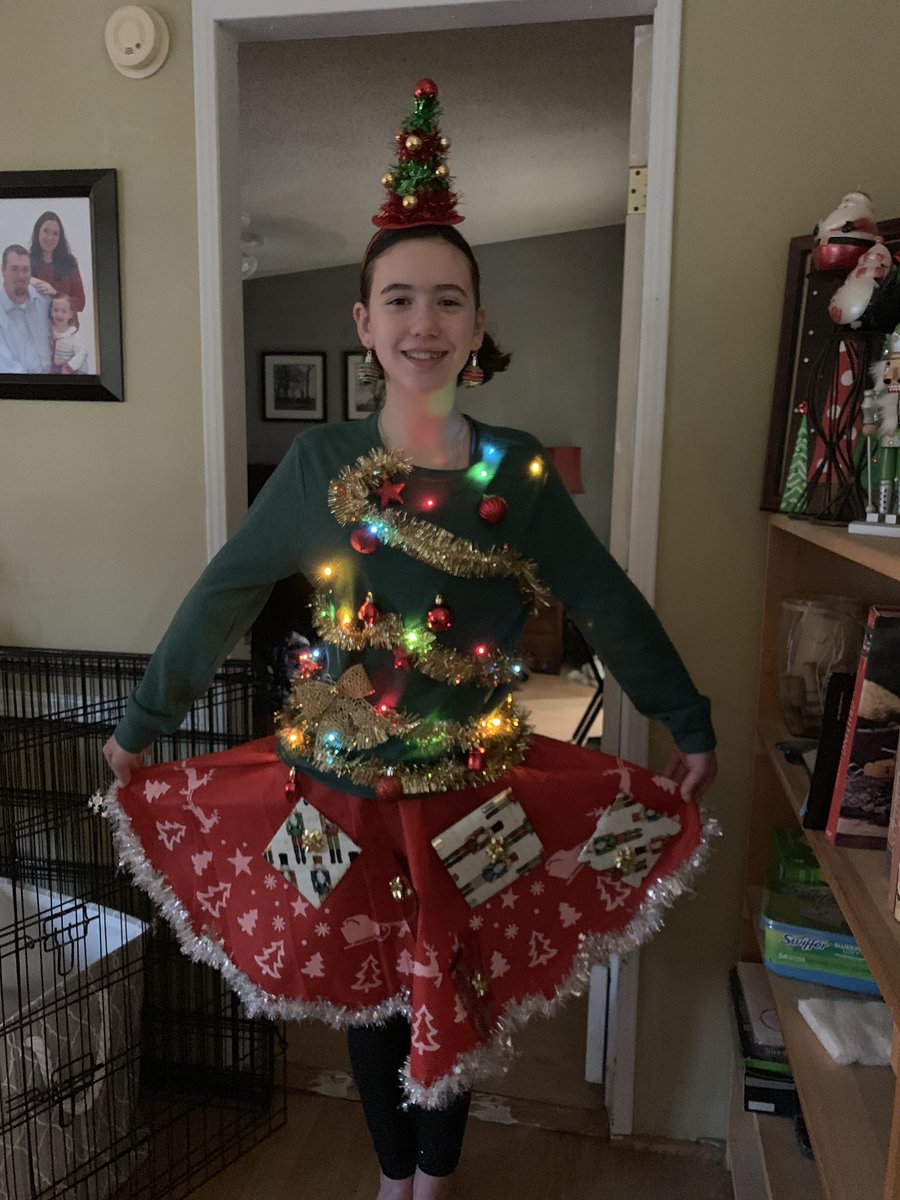 FiveBeesMomma's tweet photo. #UglyChristmasSweater #afmschargers @AFMSChargers 🎶Oh Christmas Tree, Oh Christmas Tree🎶 Complete with tree skirt and presents! https://t.co/64Cezmqg0j