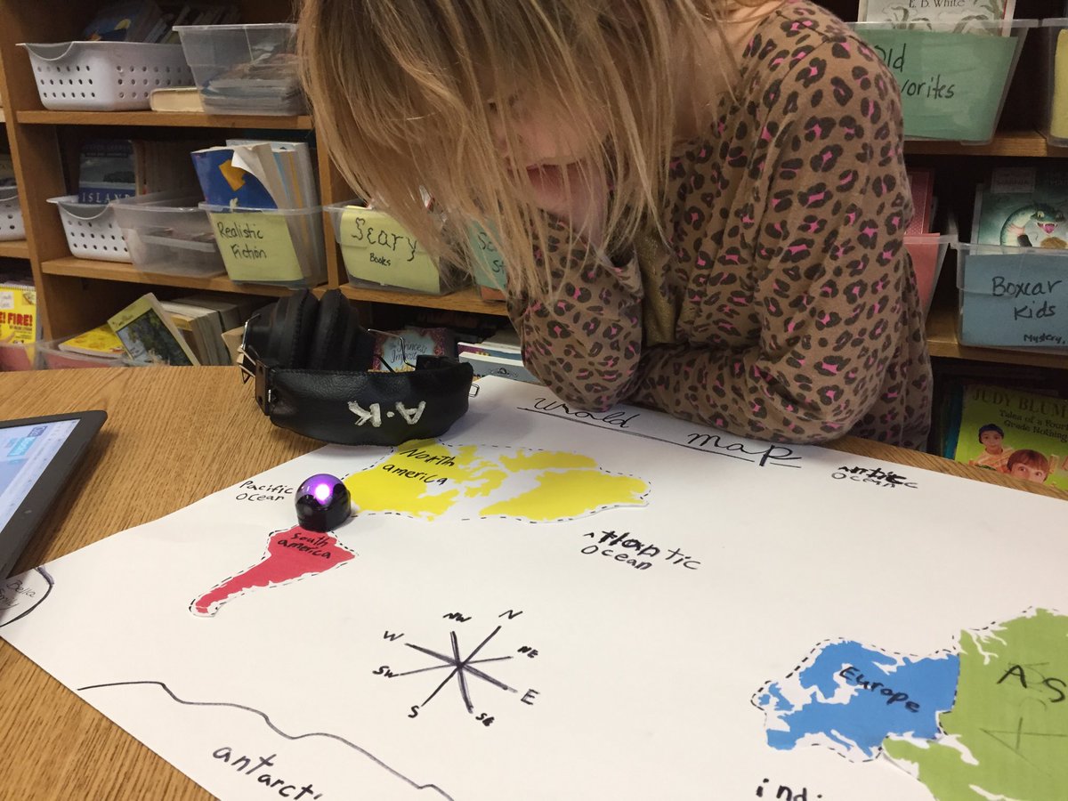 RESGrade3's tweet image. More coding fun in third grade! #beyondhourofcode #resvt
