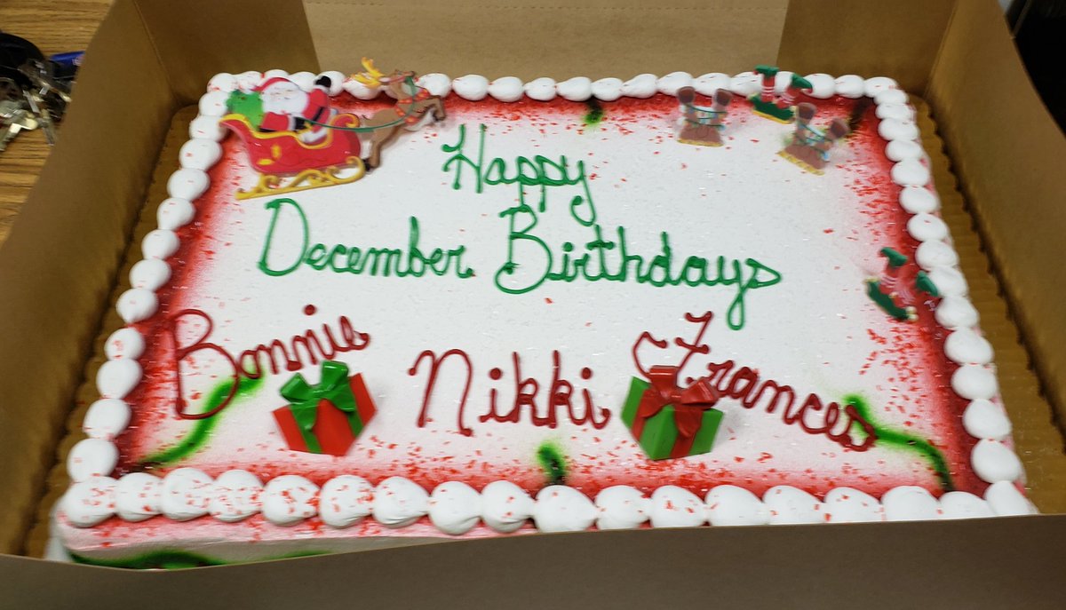 FvGomez4's tweet photo. A huge shout out to @OPS_WilsonFocus #opsproud for the beautiful birthday cake. #WilsonFocus #ROCKS! ROAR! #Bonnie #Nikki #me https://t.co/4U2PuhLL58