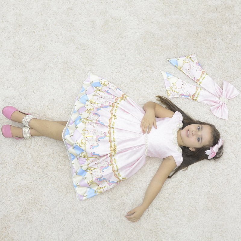 moderna_meninas's tweet photo. Vestido infantil tema carrossel com bordado em perolas
Atendimento via whatsapp 062982694208 ou no site: https://t.co/mIRvUNtivQ
#maedemenina #modernameninas #meninamoderna #modainfantil #kidsfashion #corujando #lojainfantil #vestidoinfantil #vestidotematico https://t.co/e9NVyudAJ4