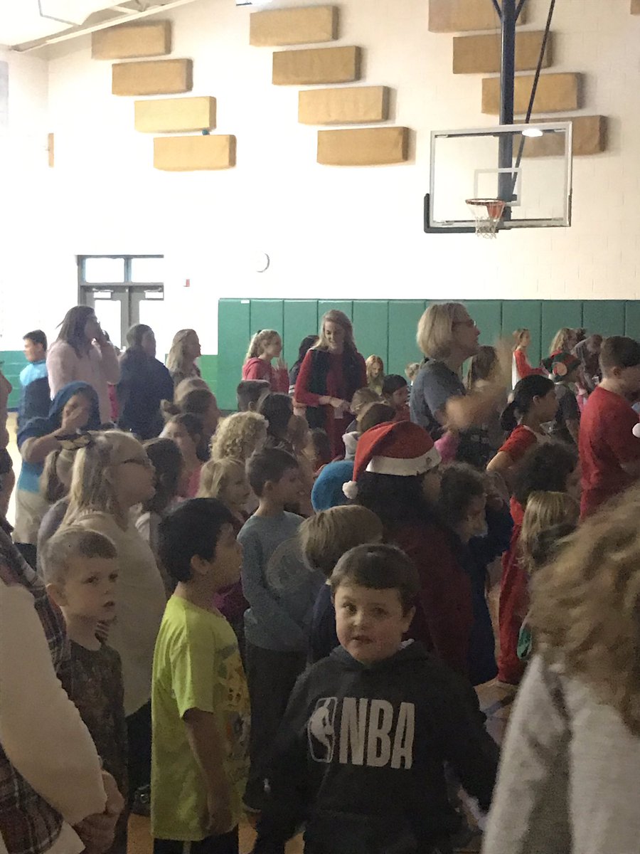 CranberryMiddle's tweet photo. The FTE Christmas Sing Along has been so much fun! https://t.co/C2wrHoJ8kW