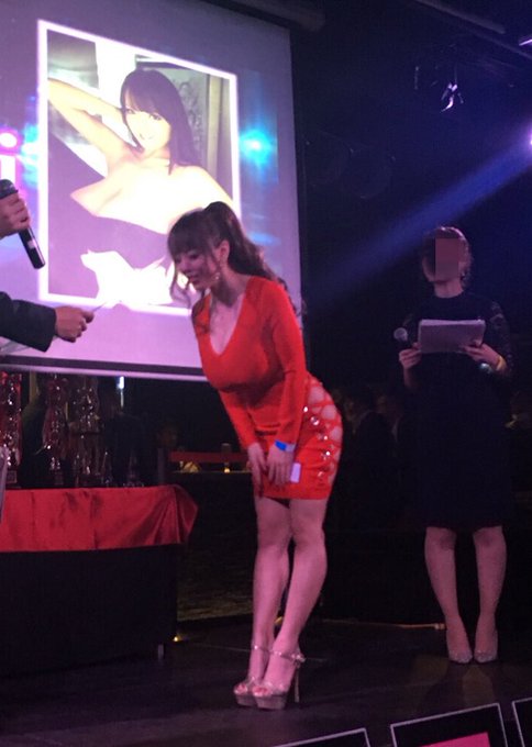 ありがとうございました😊 今年もまだ撮影残ってますがみんなが喜ぶような作品にします！ よろしくお願いします❤️ https://t.co/kcjF4I7Xx9