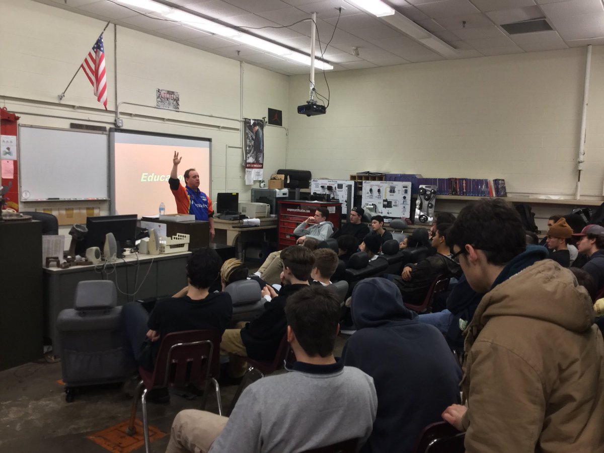 jayfollowadream's tweet photo. We’re visiting Cape Cod Tech this morning to show off the racecar and spread a bit of positivity and holiday cheer! We love CCT! What an excellent school with amazing students! #Permatex #FastOrange #SprayNineTough #LucasOil #NGK #MillerWelding #CapeCodTech #CCT https://t.co/pLSMKSYwAZ