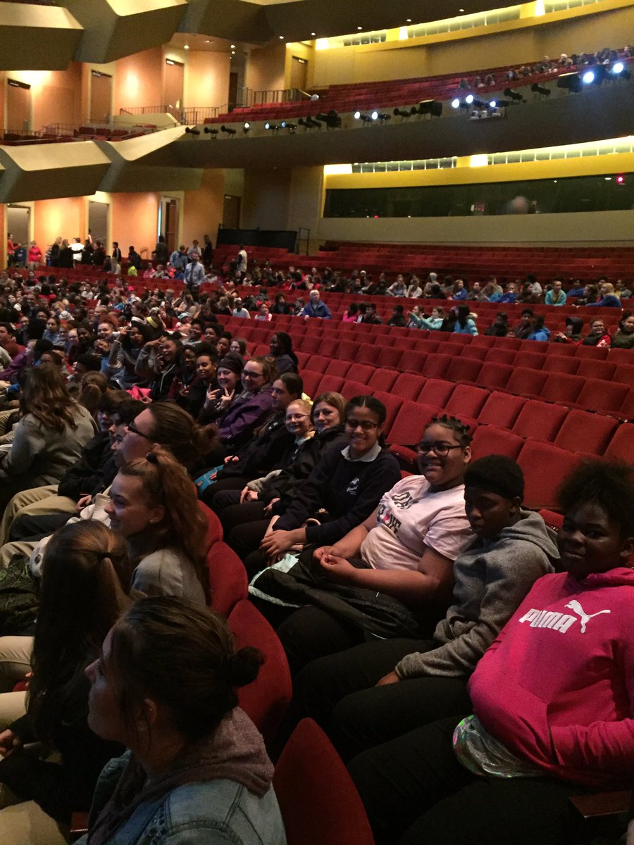 Selfies while waiting for the <a href="/LouBallet/">Louisville Ballet</a> production of The Nutcracker!