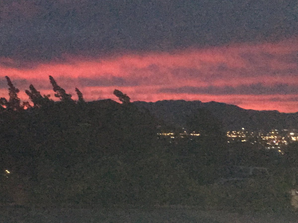 So many reasons to be grateful, especially of late...it’s the little things, like when the sunrise is as beautiful as this. #powerofgratitude #experience joy #thankful #lvusd ⁦@LVUSD⁩