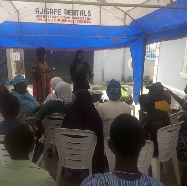 YOUTH_D_'s tweet photo. Tie and Dye Training 
#SkillAcquisition 
#Day2 
#YouthD 
#YoungOnesUnitedforTotalHumanDevelopment https://t.co/U4AuSxgtp6