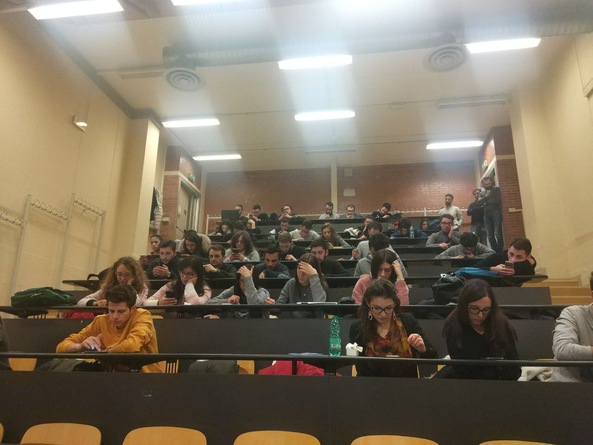 è online la graduatoria con i risultati delle selezioni per l'ammissione alla II edizione del #CLabUnibas 
la trovate sul sito clabunibas.it nella sezione #bandi
a breve verrà pubblicata anche nell'apposita sezione del sito web del CAOS Unibas