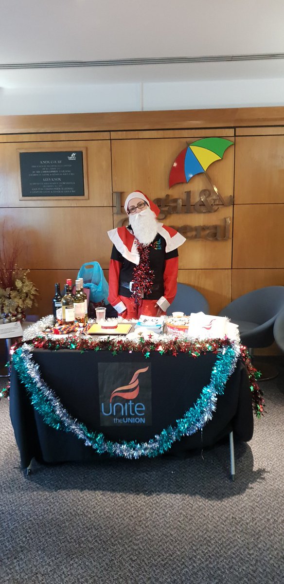 UniteLandGCAR's tweet photo. Happy Christmas from Cardiff Unite @ landg https://t.co/MvSM2hWLvy