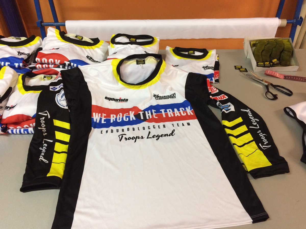 troopsracingmx's tweet photo. #magliepersonalizzate #magliecrosspersonalizzate #magliettapersonalizzata #divisapersonalizzata #magliettacrosspersonalizzata  #personalizzata #tshirtpersonalizzata #personalizzazione #brandizzata #customizzare #customizzata #abbigliamentopersonalizzato #abbigliamentomoto #mx https://t.co/Lgl5WXMySe