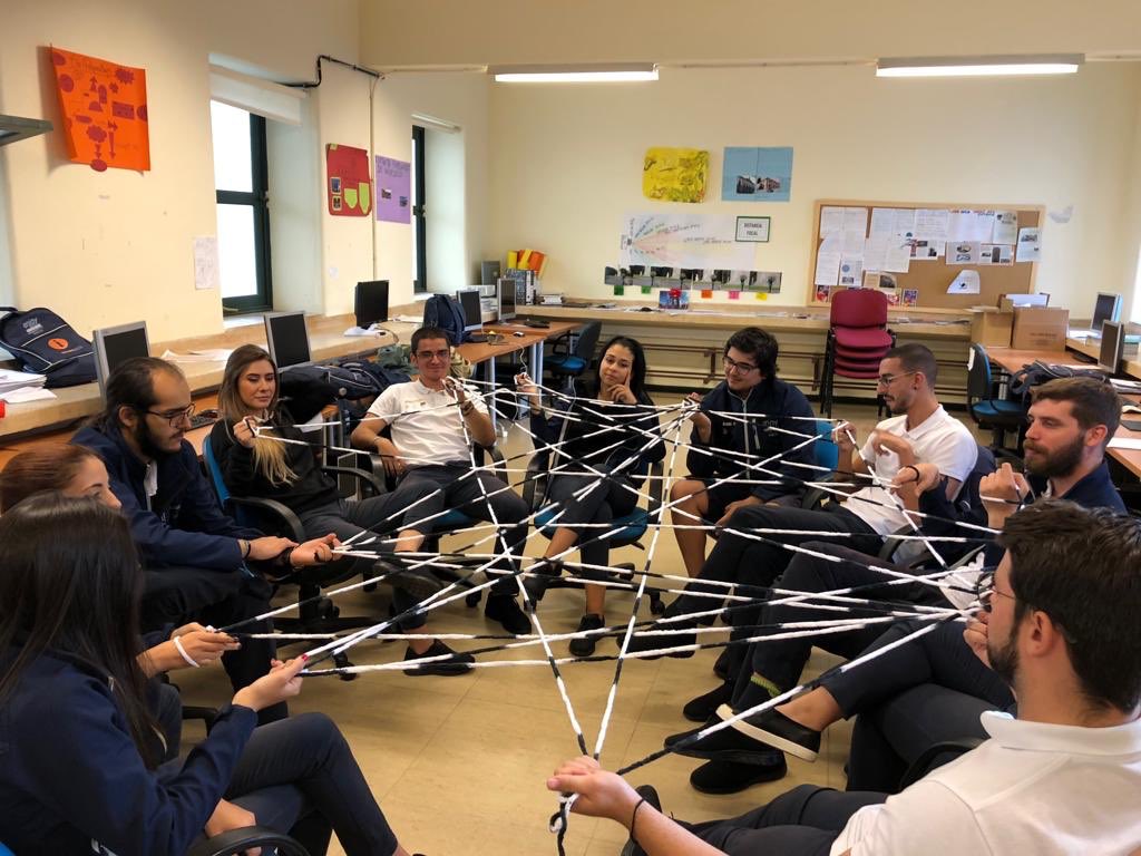 Co_talent_'s tweet image. Así terminamos los talleres vivenciales con el PFAE-GJ ENJOY SANTA CRUZ, rememorando emociones generadas y conexiones creadas.
•
•
•
#coaching #pnl #cotalent #emociones