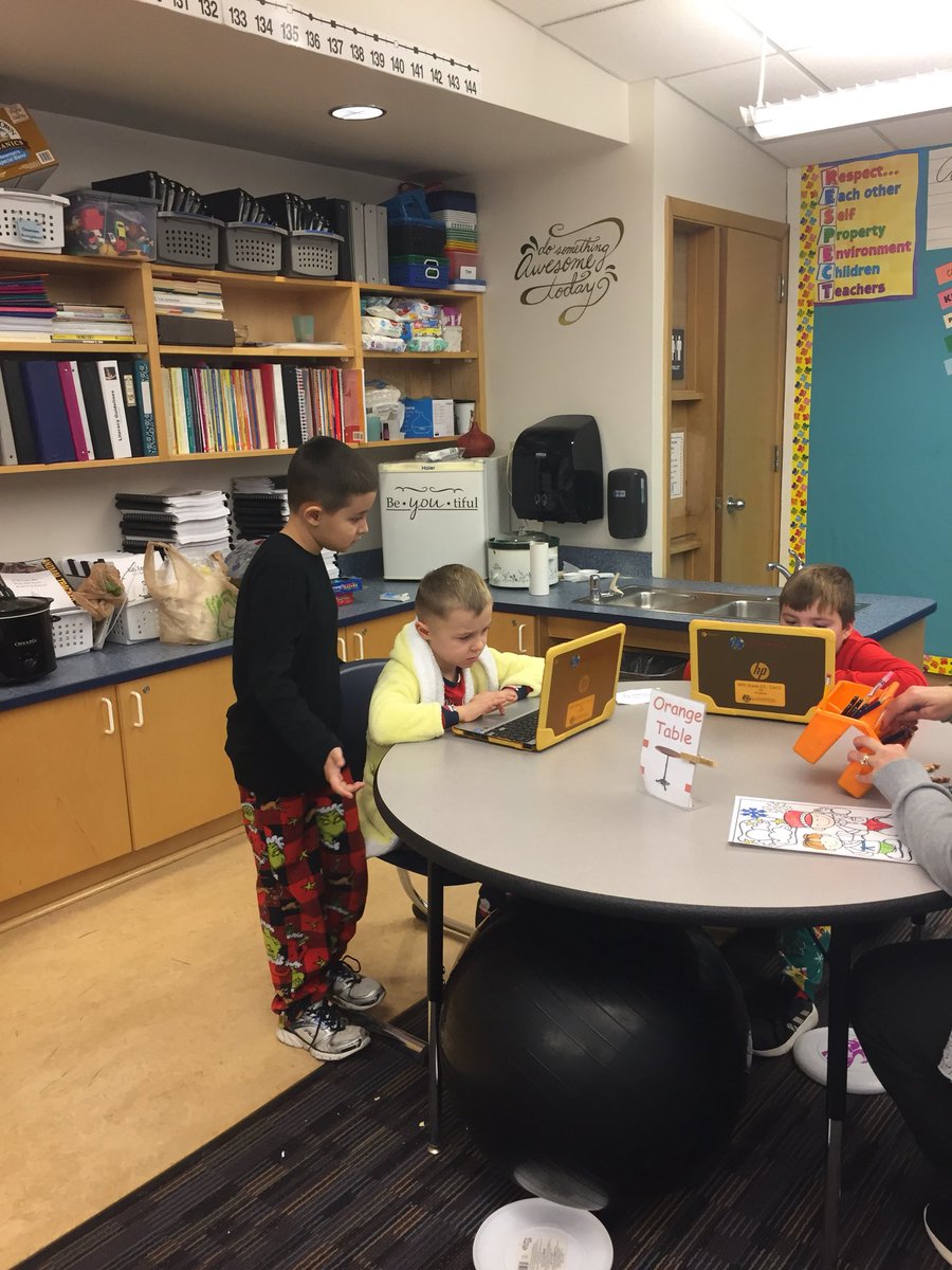 hunter2ndnpe's tweet image. My boys didn’t have school, so they are helping my students do some coding! @brewlibrary