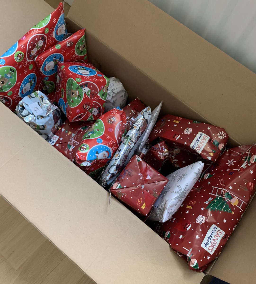 And that’s a wrap! Secret Santa and Stealing Santa pressies are ready to go. Excited to spend Xmas this year with the family in Essex. #giftsofjoy