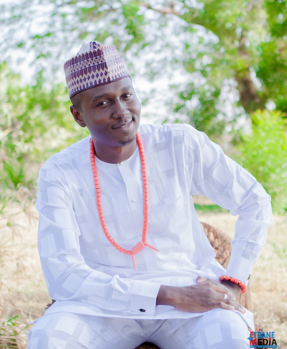 Etrane media tweet media