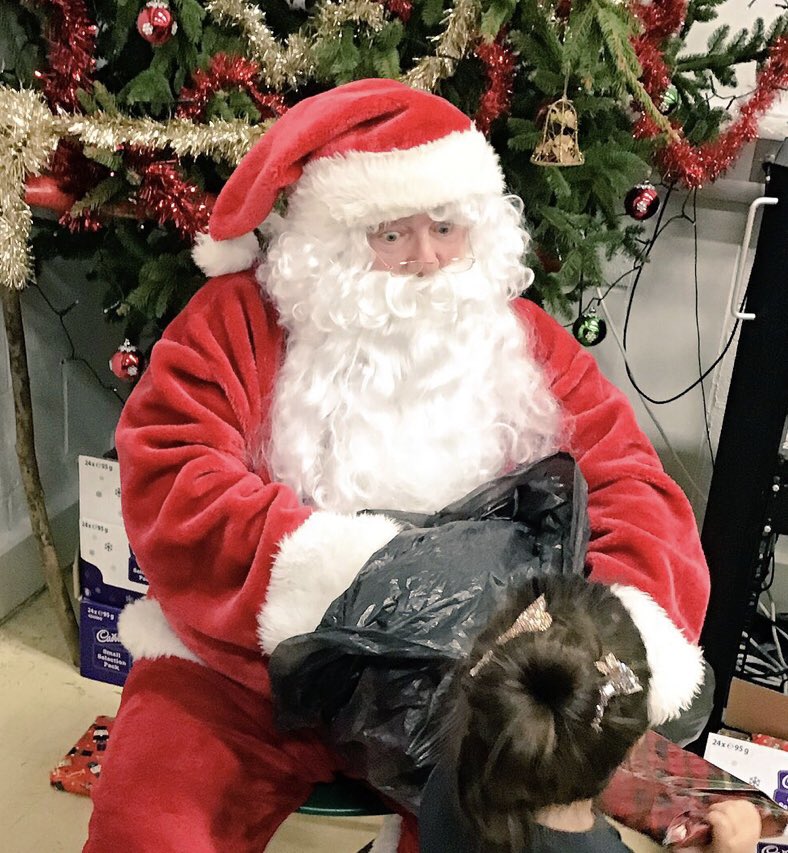 BCoppiceAcademy's tweet photo. Santa was very impressed with our children this morning, he has asked me to pass on a big thank you!  He also wanted me to remind you to go to bed extra early on Christmas Eve. https://t.co/zXiLmgxk97