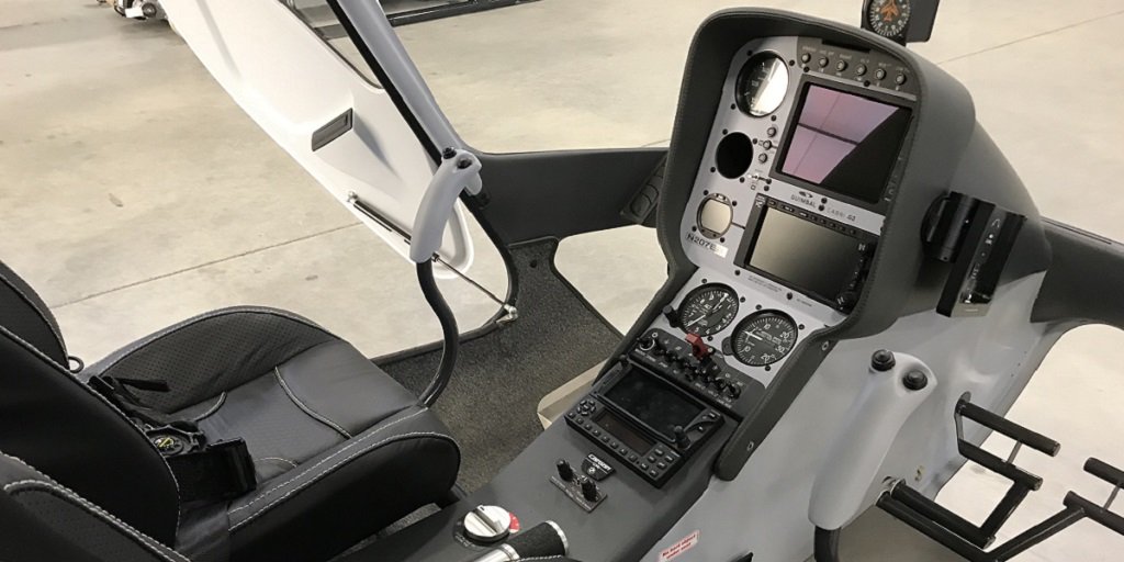 PilotExperience's tweet image. Try your hand at flying a helicopter with this exhilarating new flight adventure as you soar into the sky and take charge of the Guimbal Cabri G2, specially designed to allow passengers behind the controls. Reserve your flight today! 🚁bit.ly/2B4Ryt6 
#Guimbal