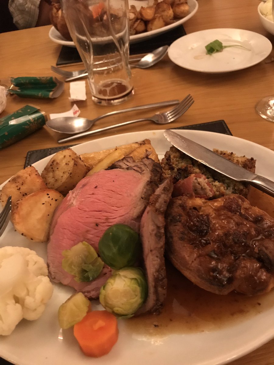 OnswitchLtd's tweet image. Christmas dinner for Team Onswitch 
Happy days 
A team that eats together works well together 
#HappyChristmas
#happyNewYear##TeamOnswitch