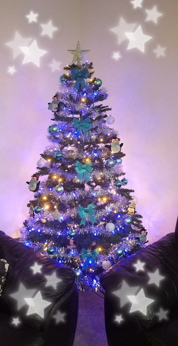 EmmaJB's tweet image. Our Tree 🌲