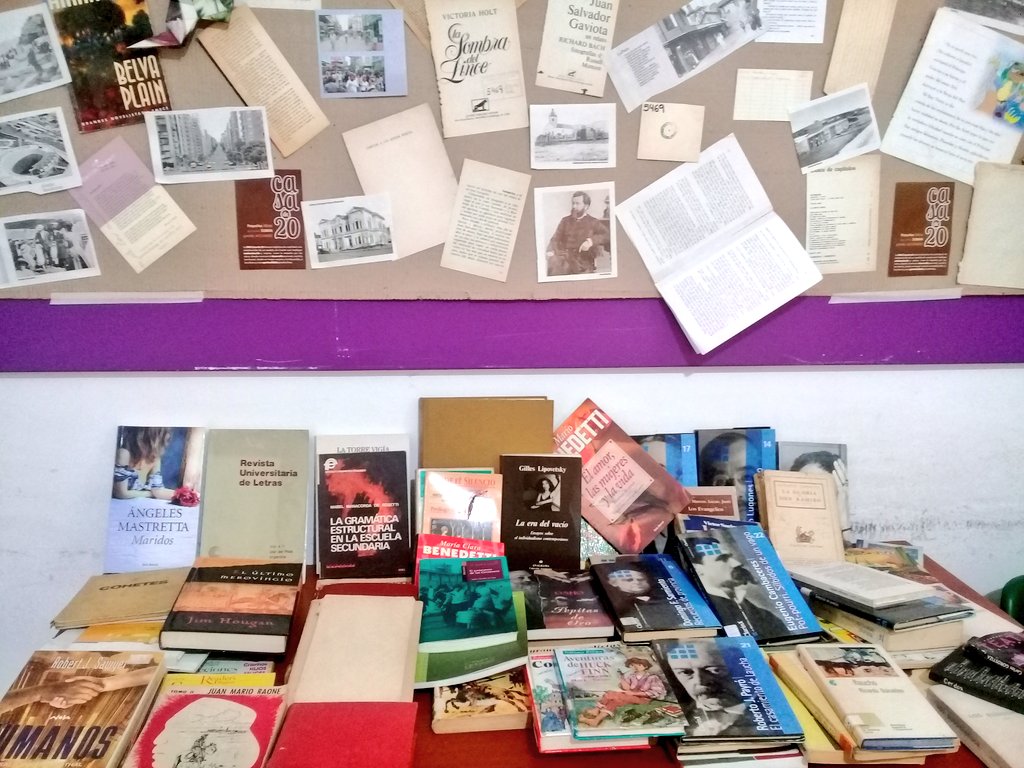 CasadeVeinte's tweet image. 📣 Estamos sembrando libros ! 
Hasta las 19 hs estamos en 20 de septiembre 1744. 
#SiembraDeLibrosMDP 
#LibrosPerdidosMDP