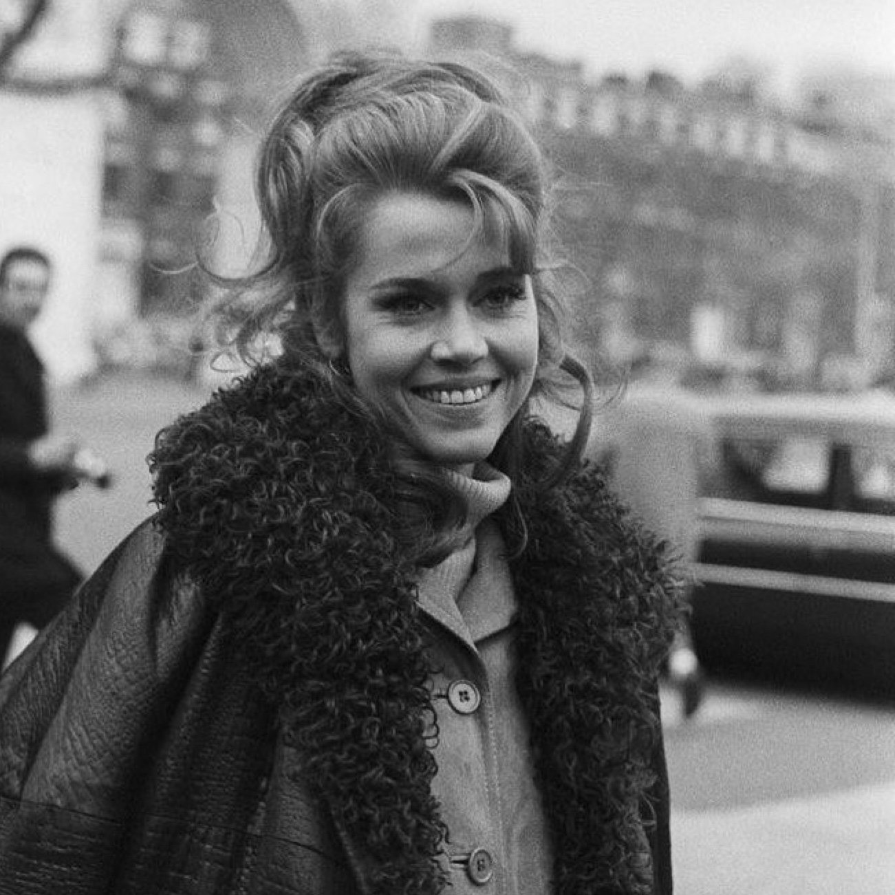 Happy birthday to the brilliant, passionate, and singular star Jane Fonda! via 