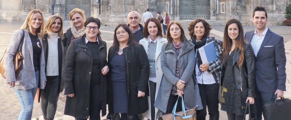Salud_21's tweet photo. @PsicologoMurcia reclama #atenciónpsicológica #universal y #gratuita en los #serviciospúblicos. https://t.co/Uoe9ZDLW6D #Psicología #Cáncer #Educación #IntervenciónSocial #Investigación #PsicologíaClínica #AcosoEscolar #Reproducción #Neurociencia #ViolenciaDeGénero #SALUD21aldía https://t.co/aKHHrENyfI