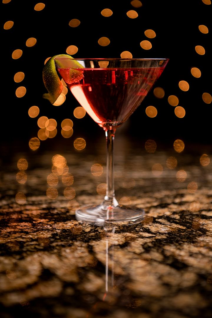 The Cosmopolitan is a vodka based cocktail featuring flavors of cranberry, orange, and lime. Today, Mellow Mink introduces its take on the famed drink. 
Photo:@coletaylorphoto
#vodka #cocktail #alcohol #taproom #craftbeer #pamade #smallbusiness #ontap #drinks #martini #mixology