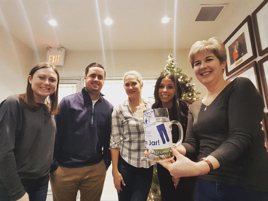 OakvilleChamber's tweet photo. The Oakville Chamber team is proud to make their second #JeanJar donation in time for the holiday season - to the @PolarBearDip ! #SeasonofGiving #HappyHolidays #MerryChristmas #OCCstaff #OCC https://t.co/YUCCV24rGg
