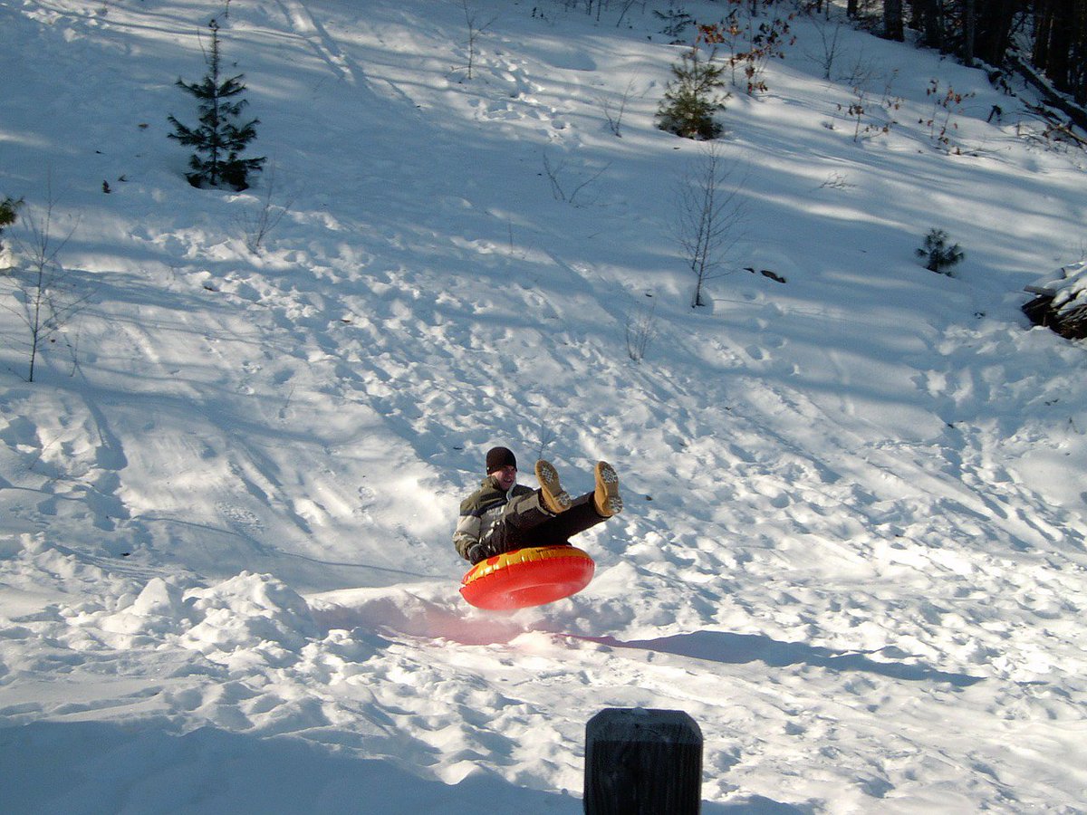 lm_valli_fiori's tweet photo. Appassionati di slittino, siete pronti?
Non perdetevi la gara di #slitte Giü a sbarözz sabato 29 all'Alpe Lusentino!

Are you ready for sledging?
Do not miss "Giü a sbarözz" - the sled race on Saturday 29th at Alpe Lusentino! https://t.co/DMcjPw4YL8