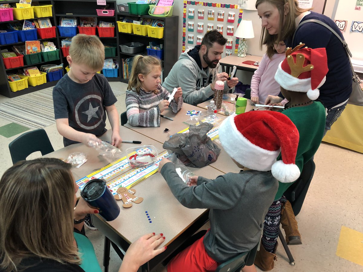 Cooperteachwsd's tweet image. Mrs. Gervias holiday party!!! #DUEleads