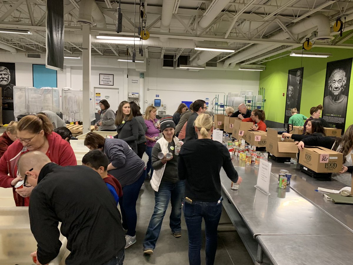 .<a href="/oucis/">OU College of International Studies</a> is working the food bank this morning!! #prouddean