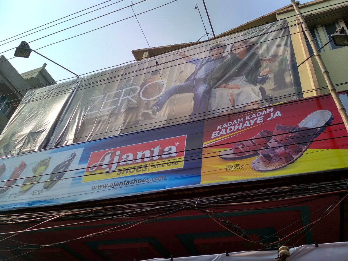 MoumitaDutta555's tweet photo. #SRKFever #Kolkata #JayaMultiplex #ZeroDay
❤️❤️❤️❤️❤️❤️❤️❤️
@iamsrk @RedChilliesEnt https://t.co/1qcmSY68oM
