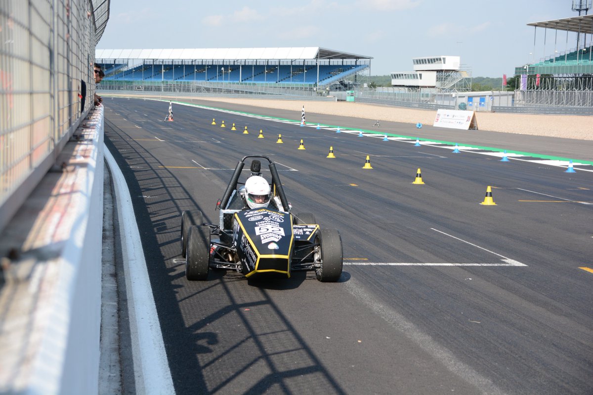 UGRacing_fsae's tweet image. Some @FormulaStudent favourites for you today! These photos have been chosen by our Head Engineer, Kester 😀 #25daysofUGR