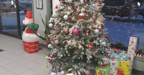 Merry Christmas from all of us at <a href="/PiersonMotors/">Pierson Motors</a> 
We will be closed today at 5:00 until January 2nd.  Looking forward to seeing you in 2019.  Keep watching our website for new inventory piersonmotors.ca