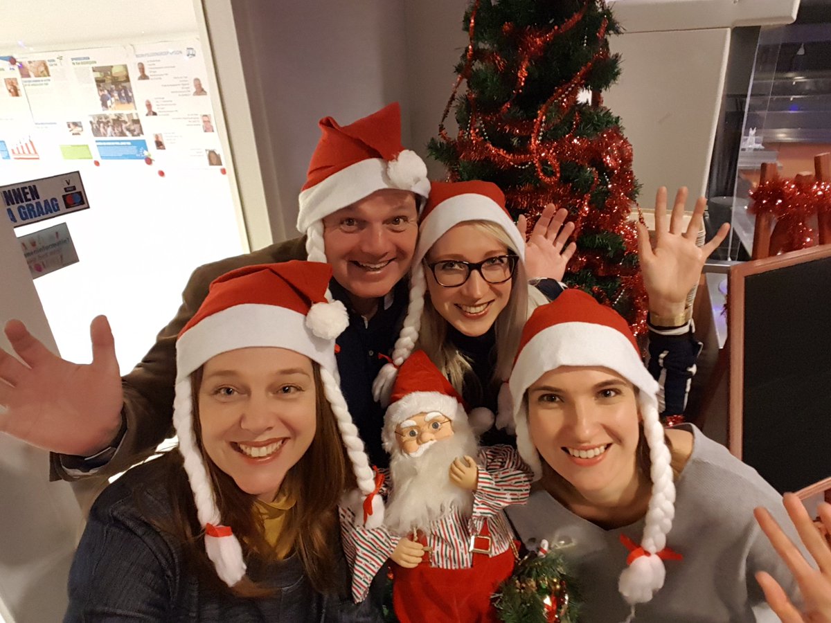 Mede namens mijn collega's, wens ik iedereen heel gezellige feestdagen toe. Tot in 2019!

@Ergon_040 &amp; <a href="/Participatie040/">Ergon Participatiebedrijf</a> : 
#volinspiratie #bergenambities
<a href="/Ergon_Jasmijn/">Ergon_Jasmijn</a> @Ergon_Anne <a href="/Ergon_Thijs/">Thijs Franssen</a>